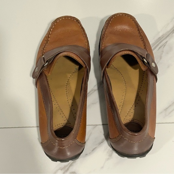 Bass Two-Tone Leather Loafers Size 6 - Picture 4 of 6